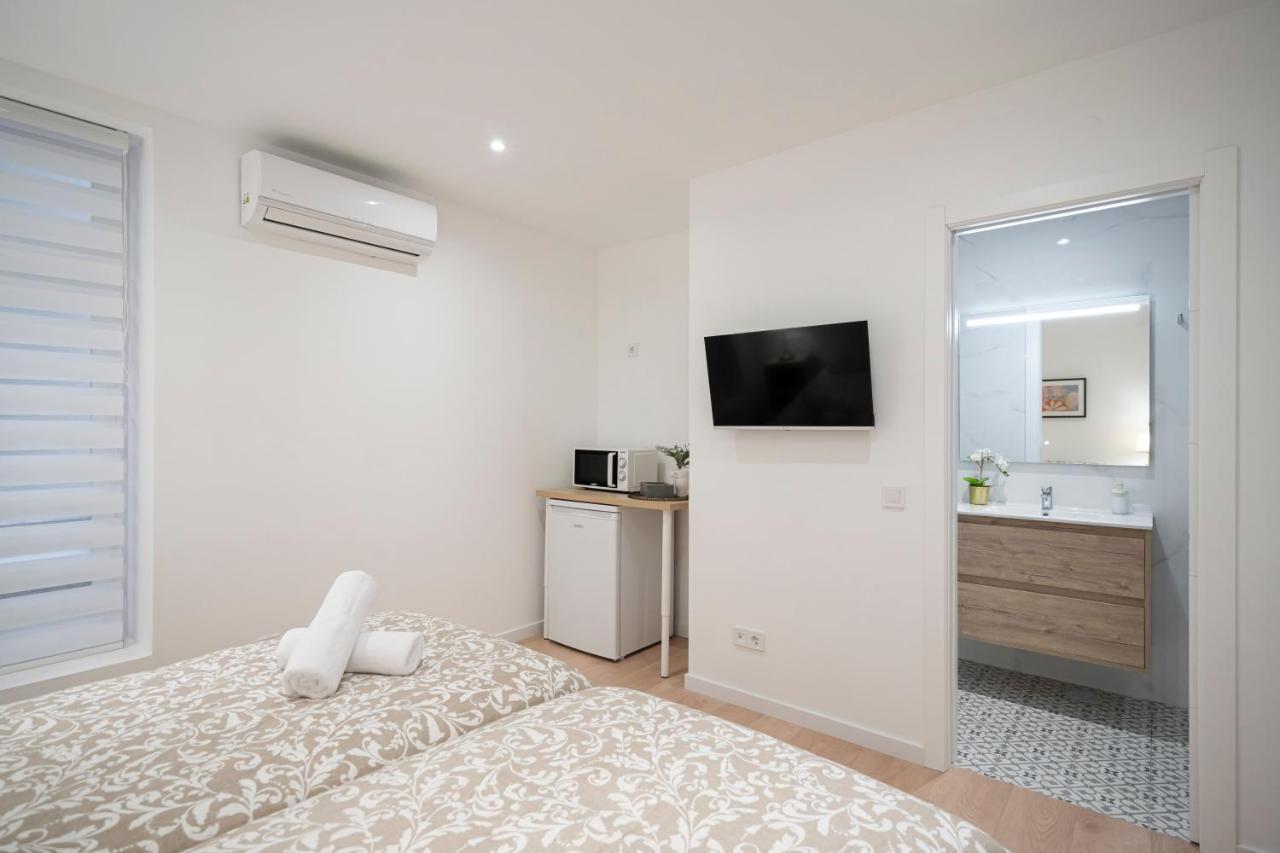 Room Plaza Espana Мадрид Екстериор снимка