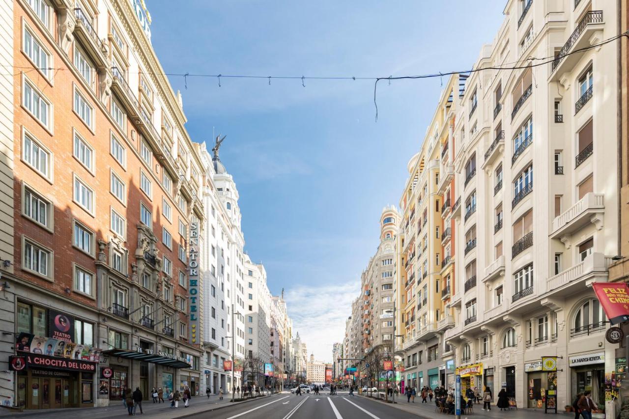 Room Plaza Espana Мадрид Екстериор снимка