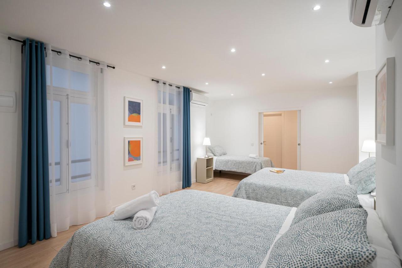 Room Plaza Espana Мадрид Екстериор снимка