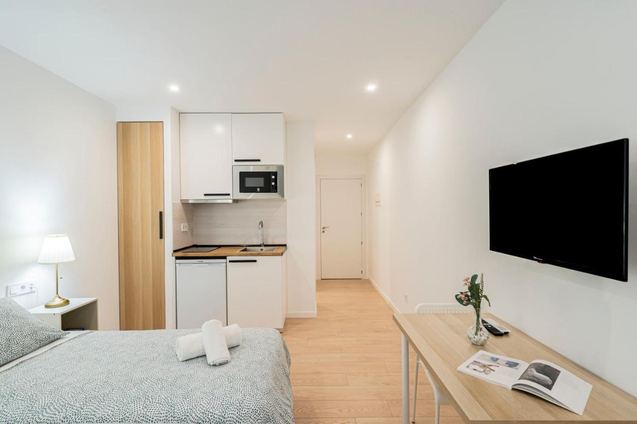 Room Plaza Espana Мадрид Екстериор снимка