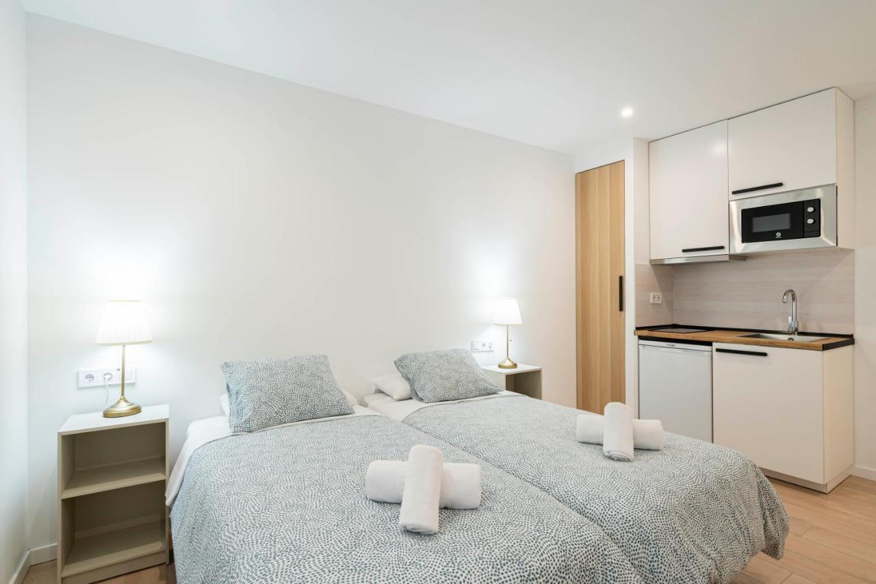 Room Plaza Espana Мадрид Екстериор снимка