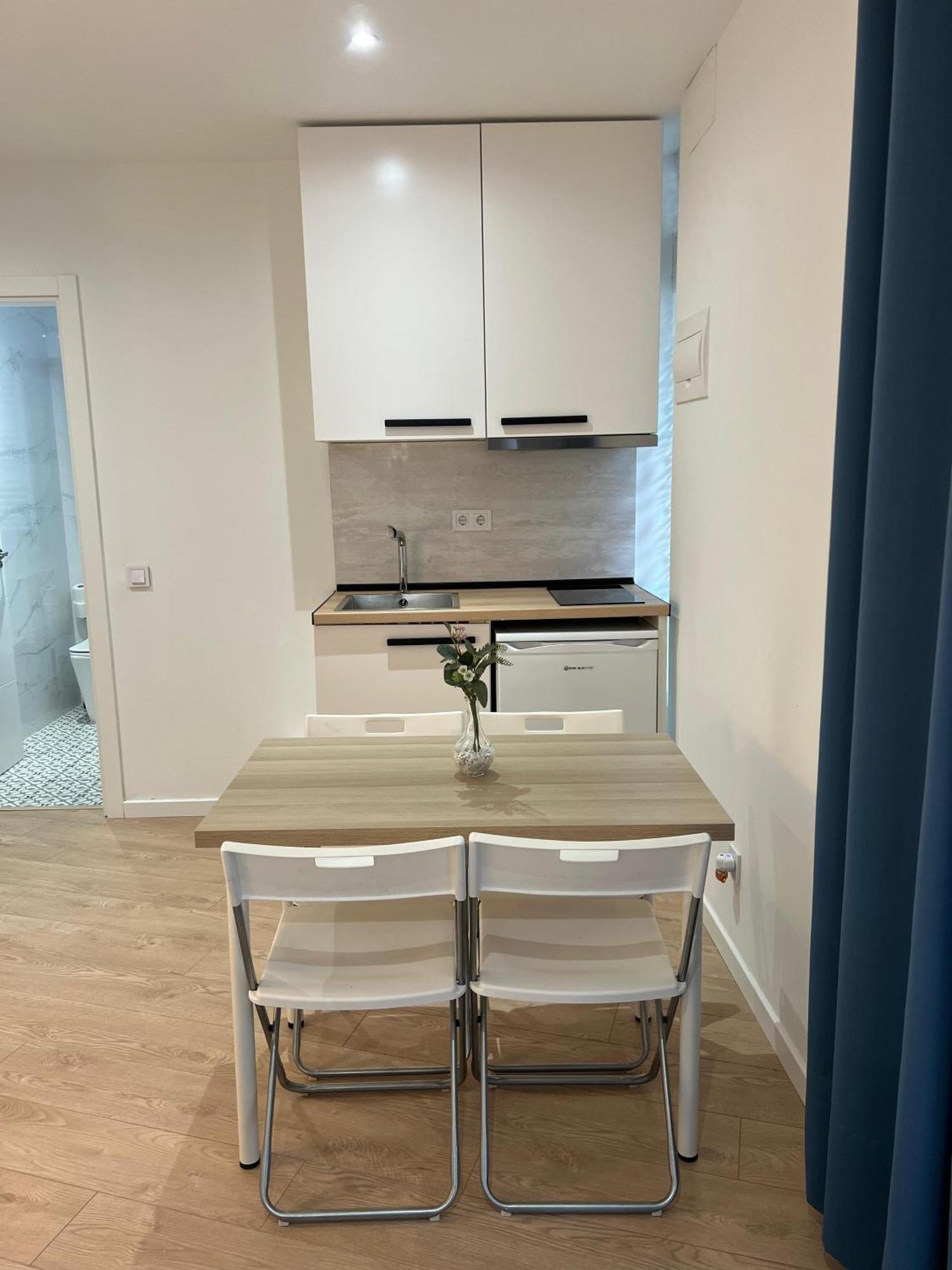 Room Plaza Espana Мадрид Екстериор снимка